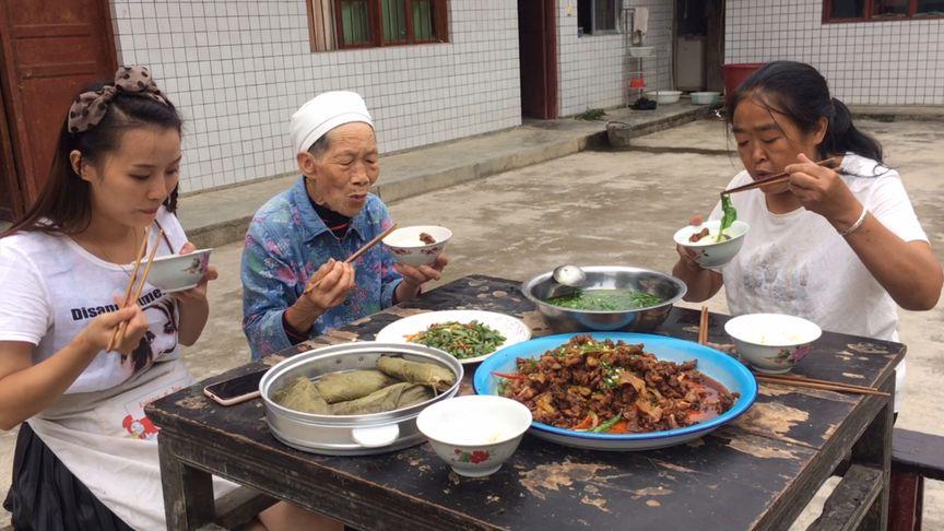 重庆农村吃蔬菜视频播放的相关图片